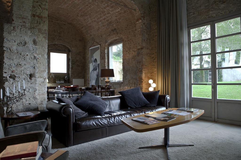 Riva Lofts Apartahotel 4*